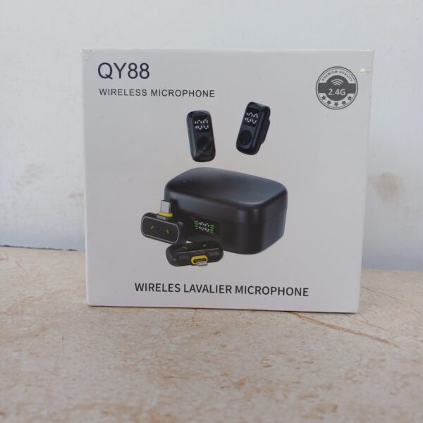 QY88-wireless-microphone1-scaled-1.jpg